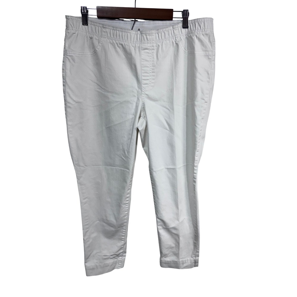 Chico's Women 2.5 White Pants Pull On Stretch Cropped Casual